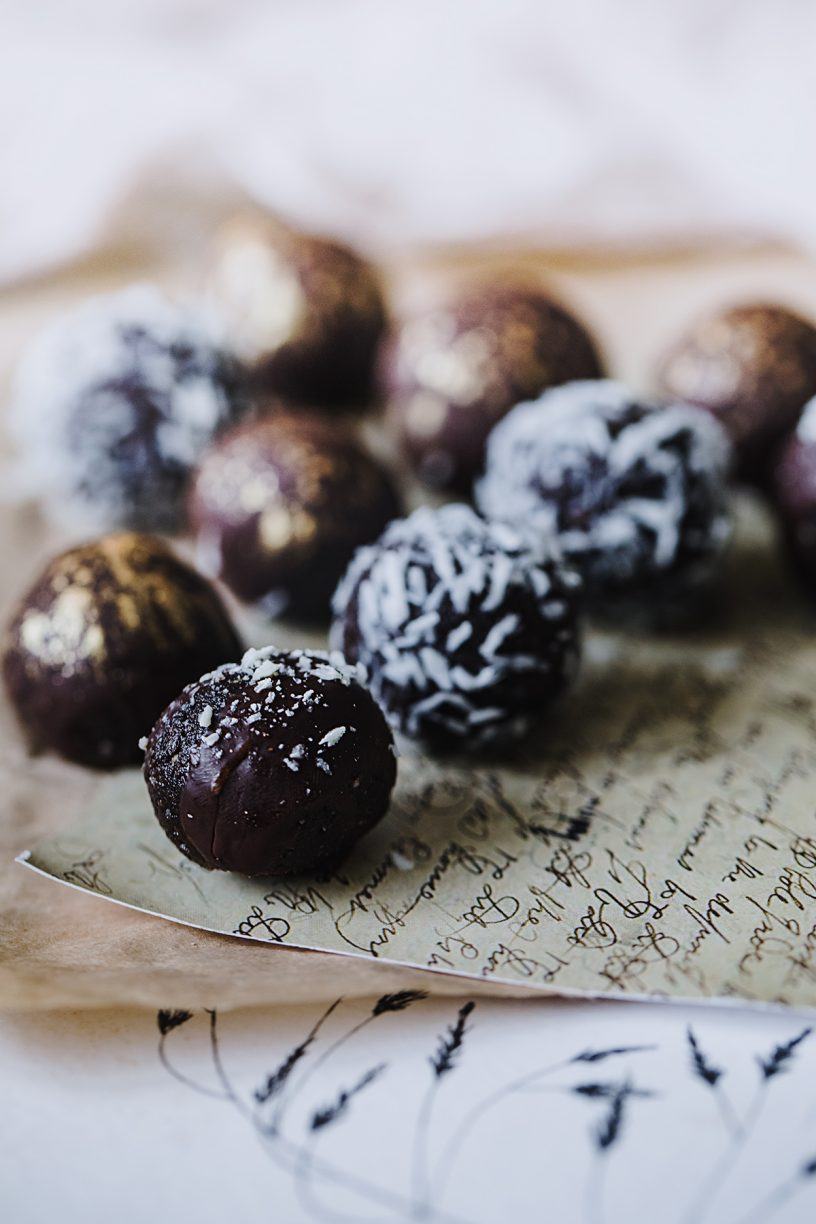 Chocolate Peanut Butter Protein Balls Recipe